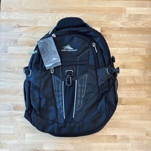 High Sierra XBT 39L Daypack TSA Business Laptop Backpack Black 17” laptop